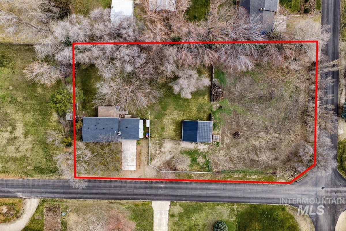 1184 Downing Dr, Eagle, Idaho 83616, 3 Bedrooms, 2.5 Bathrooms, Residential For Sale, Price $749,900,MLS 98999989