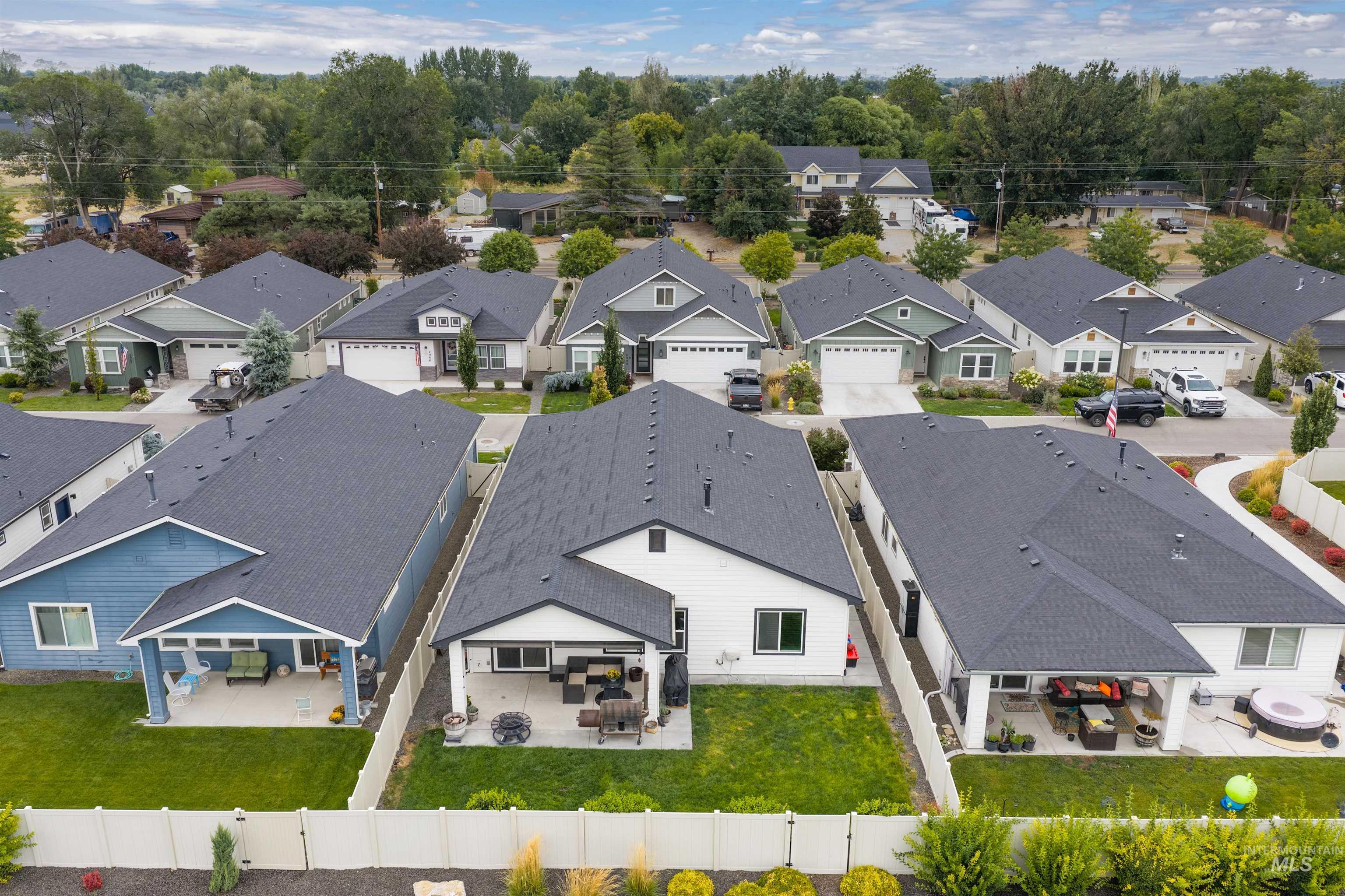 2981 E Diorite St, Nampa, Idaho 83686, 3 Bedrooms, 2 Bathrooms, Residential For Sale, Price $465,000,MLS 98999993