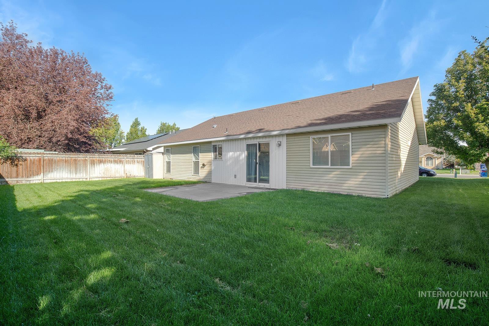 2440 Ironwood Ave., Twin Falls, Idaho 83301, 3 Bedrooms, 2 Bathrooms, Residential For Sale, Price $349,000,MLS 98999998