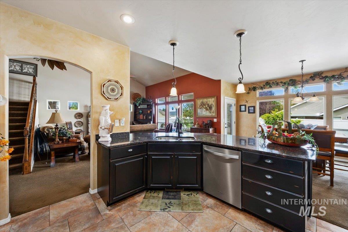 2603 Carriage Way, Twin Falls, Idaho 83301, 4 Bedrooms, 2.5 Bathrooms, Residential For Sale, Price $499,900,MLS 98999999