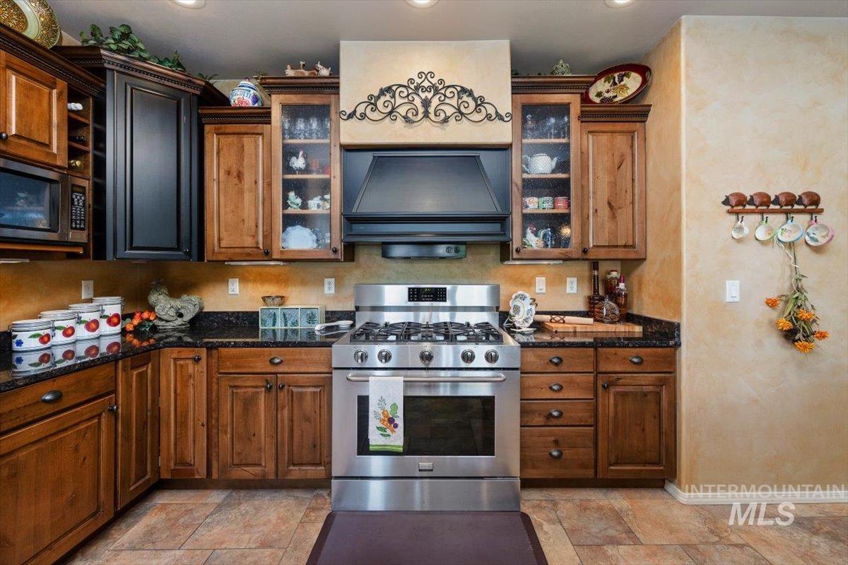2603 Carriage Way, Twin Falls, Idaho 83301, 4 Bedrooms, 2.5 Bathrooms, Residential For Sale, Price $499,900,MLS 98999999