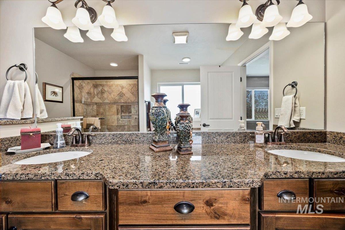 2603 Carriage Way, Twin Falls, Idaho 83301, 4 Bedrooms, 2.5 Bathrooms, Residential For Sale, Price $499,900,MLS 98999999