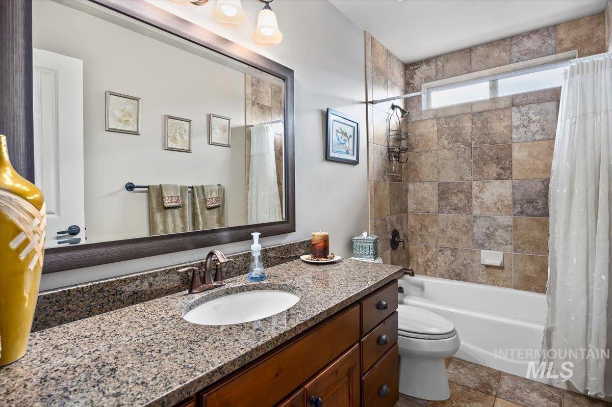 2603 Carriage Way, Twin Falls, Idaho 83301, 4 Bedrooms, 2.5 Bathrooms, Residential For Sale, Price $499,900,MLS 98999999