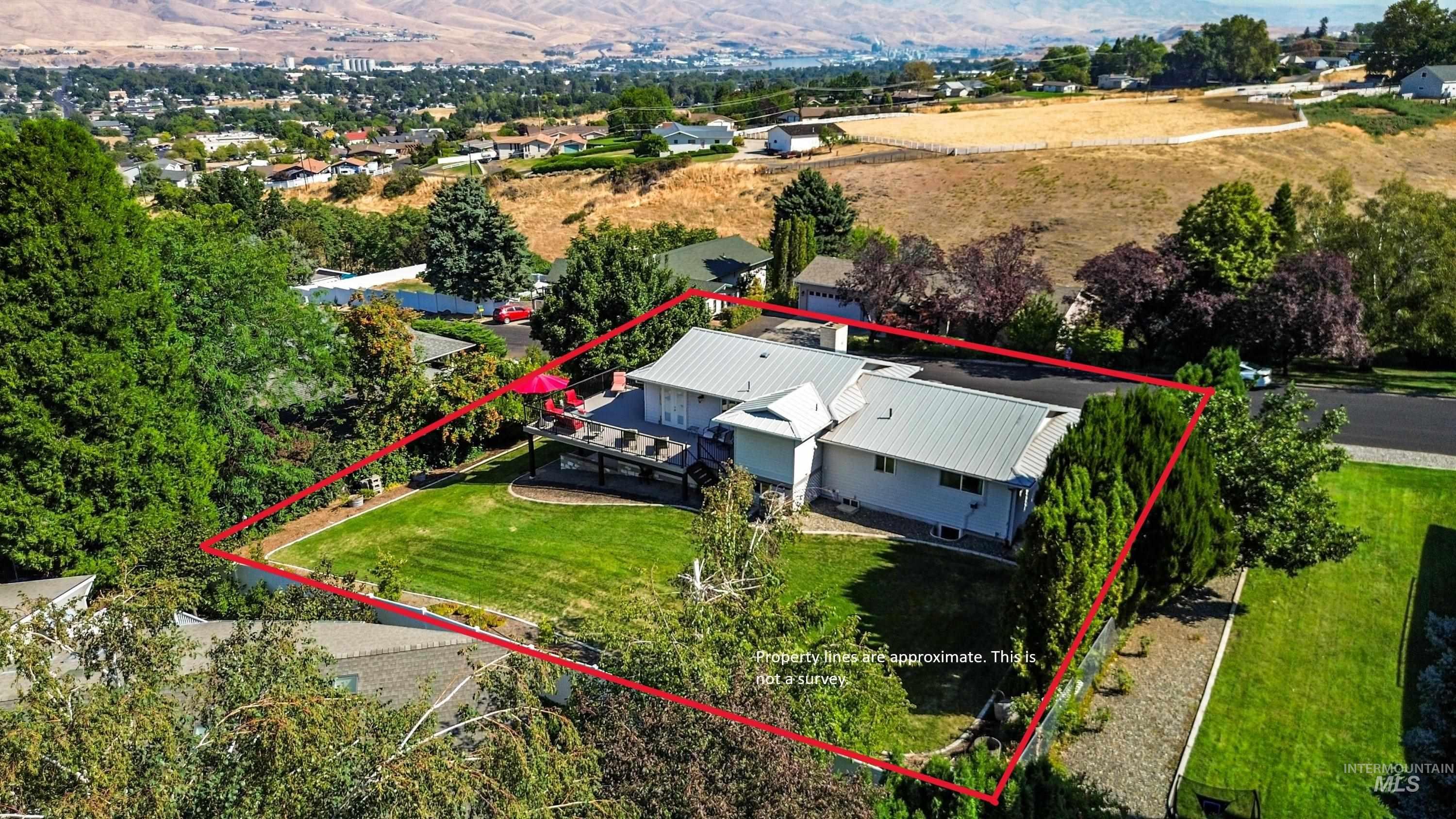 2964 Mayfair Ridge, Lewiston, Idaho 83501, 3 Bedrooms, 4.5 Bathrooms, Residential For Sale, Price $565,000,MLS 99000002