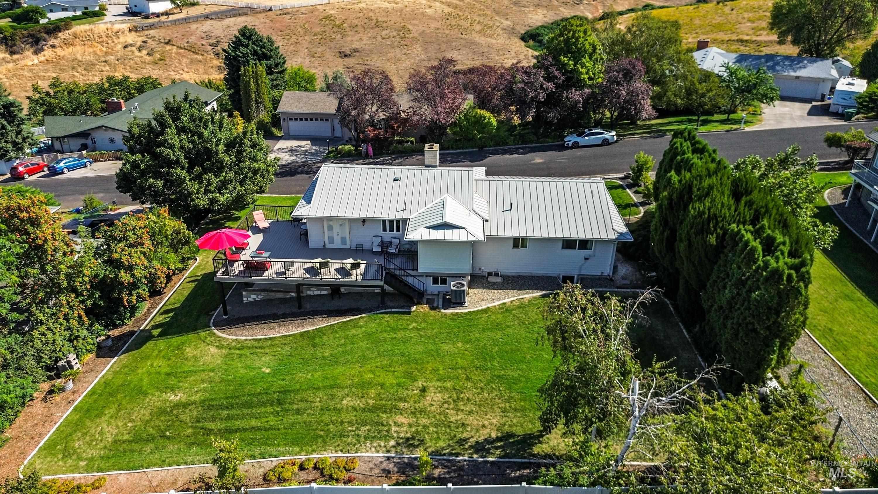 2964 Mayfair Ridge, Lewiston, Idaho 83501, 3 Bedrooms, 4.5 Bathrooms, Residential For Sale, Price $565,000,MLS 99000002