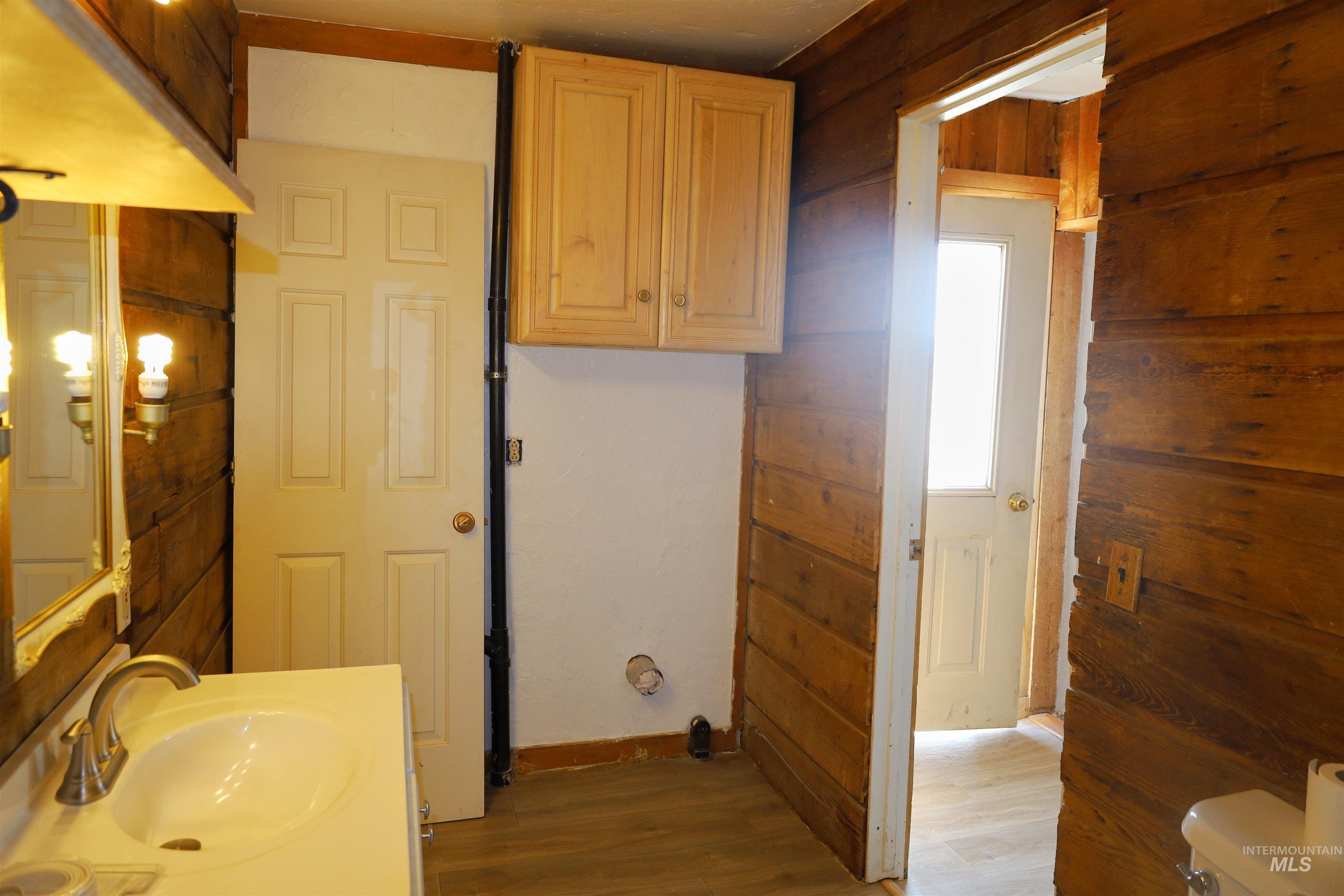 1674 Little Wood Reservoir Road, Carey, Idaho 83320, 2 Bedrooms, 1 Bathroom, Residential For Sale, Price $339,000,MLS 99000007
