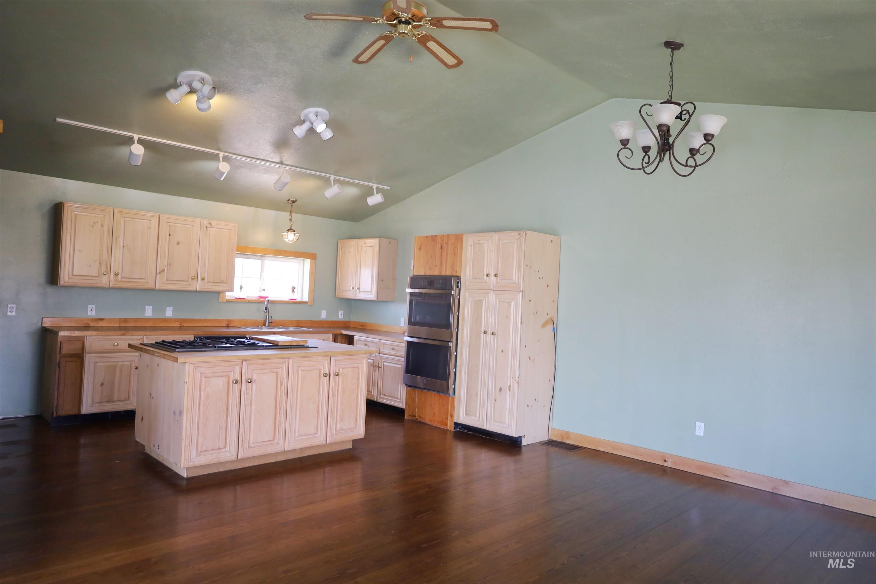 1674 Little Wood Reservoir Road, Carey, Idaho 83320, 2 Bedrooms, 1 Bathroom, Residential For Sale, Price $339,000,MLS 99000007