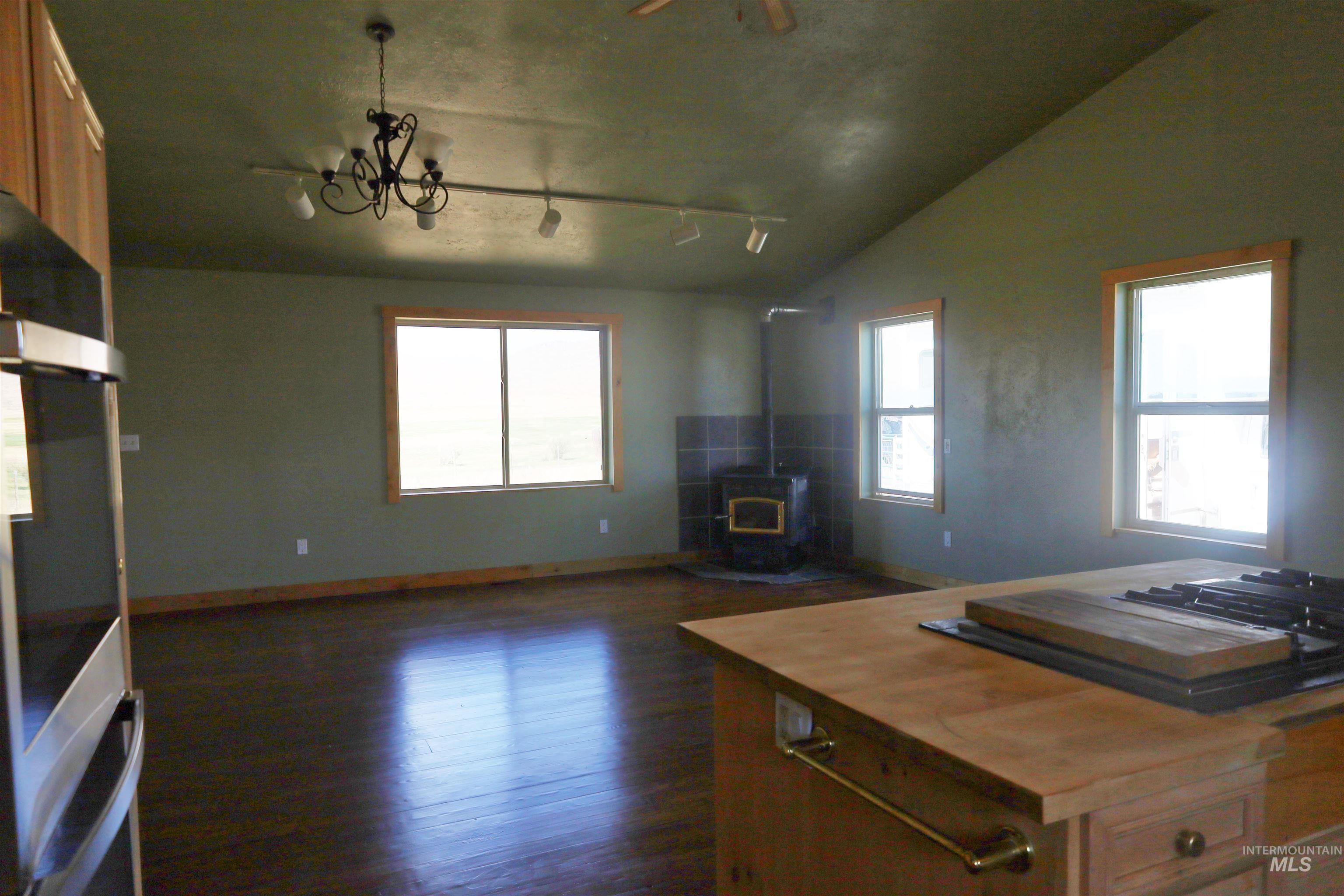 1674 Little Wood Reservoir Road, Carey, Idaho 83320, 2 Bedrooms, 1 Bathroom, Residential For Sale, Price $339,000,MLS 99000007