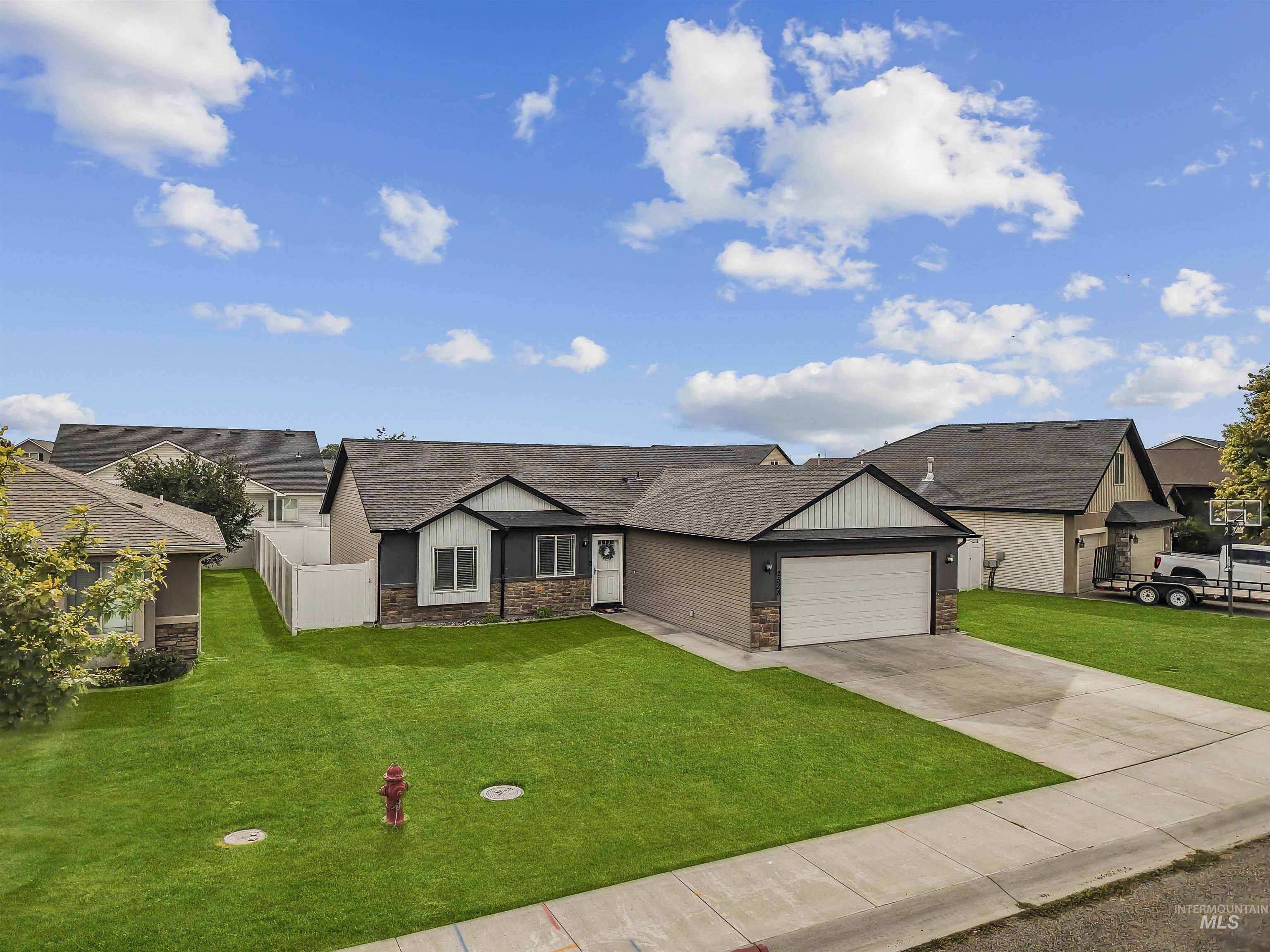 2528 Denali, Burley, Idaho 83318, 4 Bedrooms, 2 Bathrooms, Residential For Sale, Price $315,000,MLS 99000008