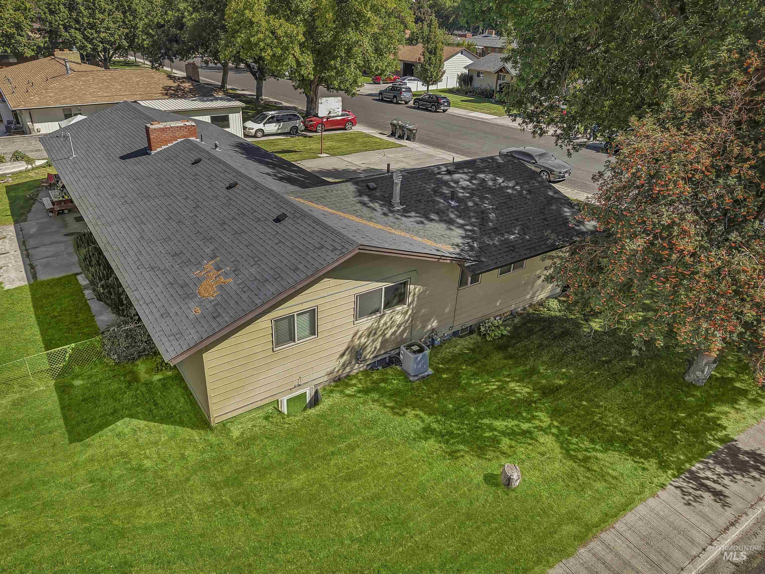 2360 Burton Ave, Burley, Idaho 83318, 5 Bedrooms, 3 Bathrooms, Residential For Sale, Price $375,000,MLS 99000009