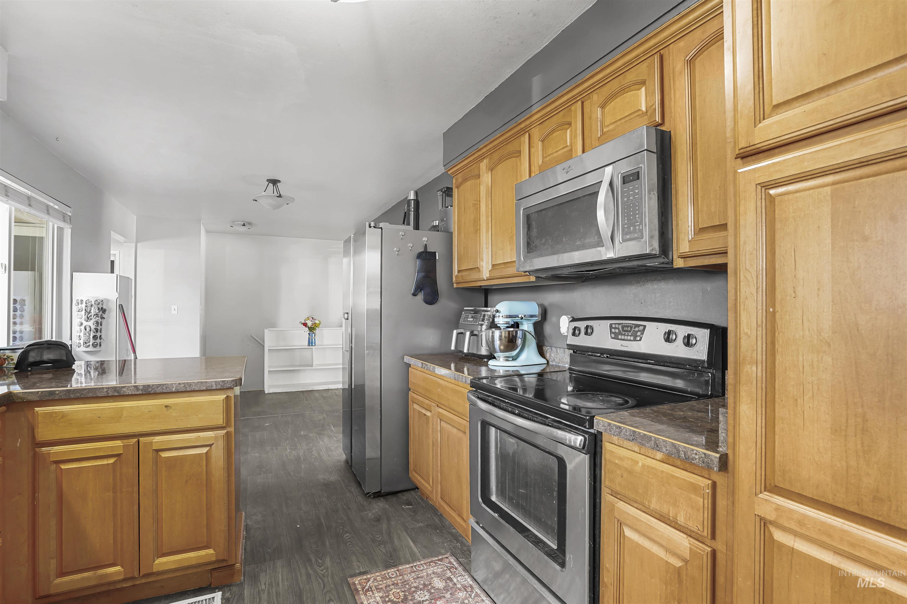 2360 Burton Ave, Burley, Idaho 83318, 5 Bedrooms, 3 Bathrooms, Residential For Sale, Price $375,000,MLS 99000009