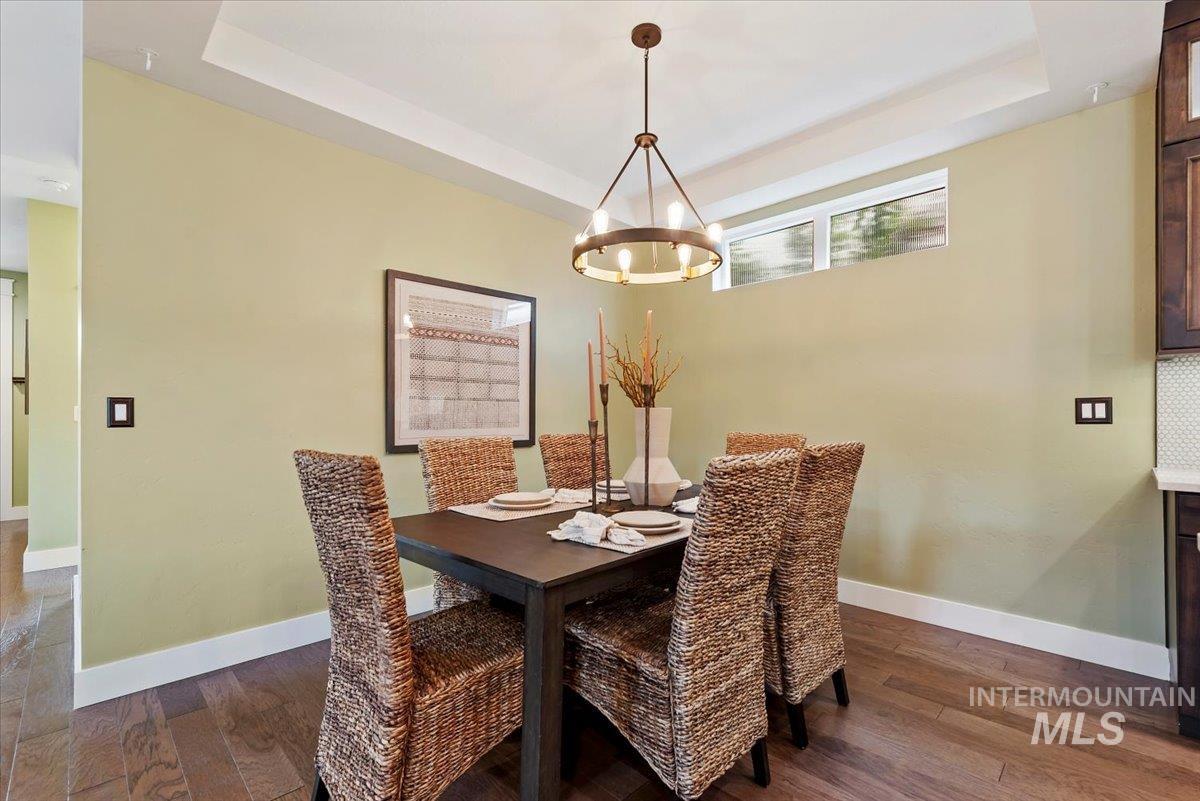 3092 S Brookridge Way, Boise, Idaho 83716, 4 Bedrooms, 3 Bathrooms, Residential For Sale, Price $835,000,MLS 99000015