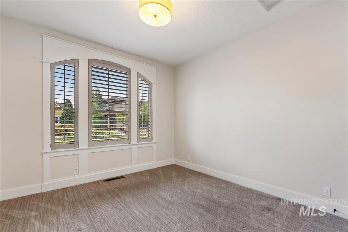 3092 S Brookridge Way, Boise, Idaho 83716, 4 Bedrooms, 3 Bathrooms, Residential For Sale, Price $835,000,MLS 99000015