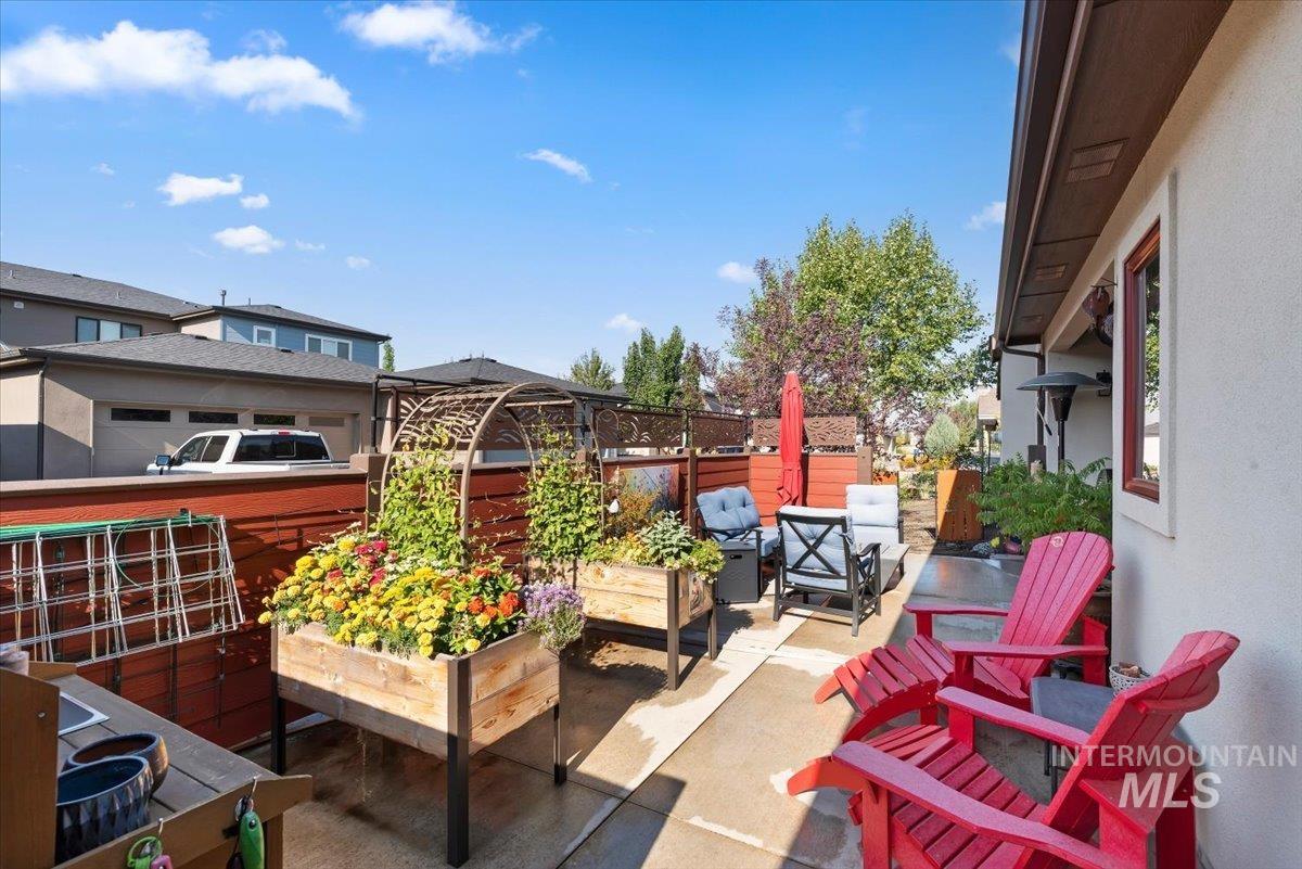 3092 S Brookridge Way, Boise, Idaho 83716, 4 Bedrooms, 3 Bathrooms, Residential For Sale, Price $835,000,MLS 99000015