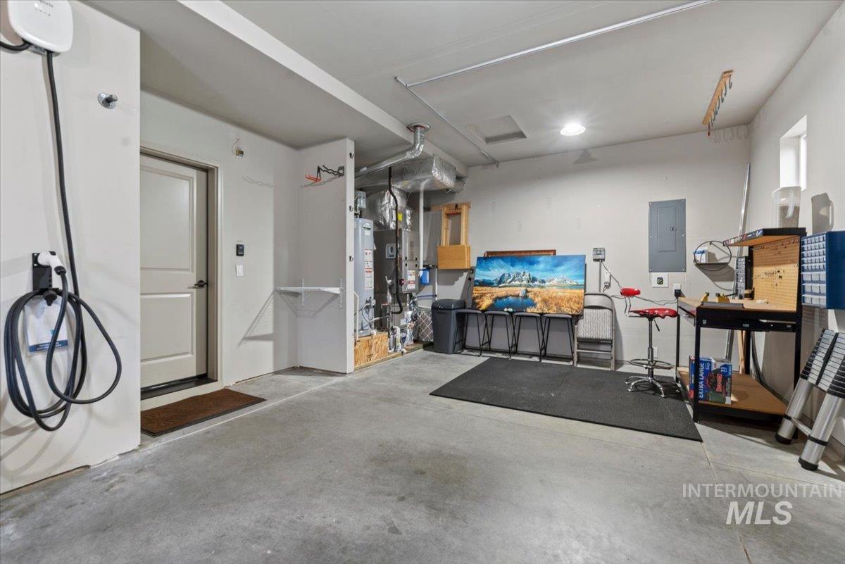 3092 S Brookridge Way, Boise, Idaho 83716, 4 Bedrooms, 3 Bathrooms, Residential For Sale, Price $835,000,MLS 99000015