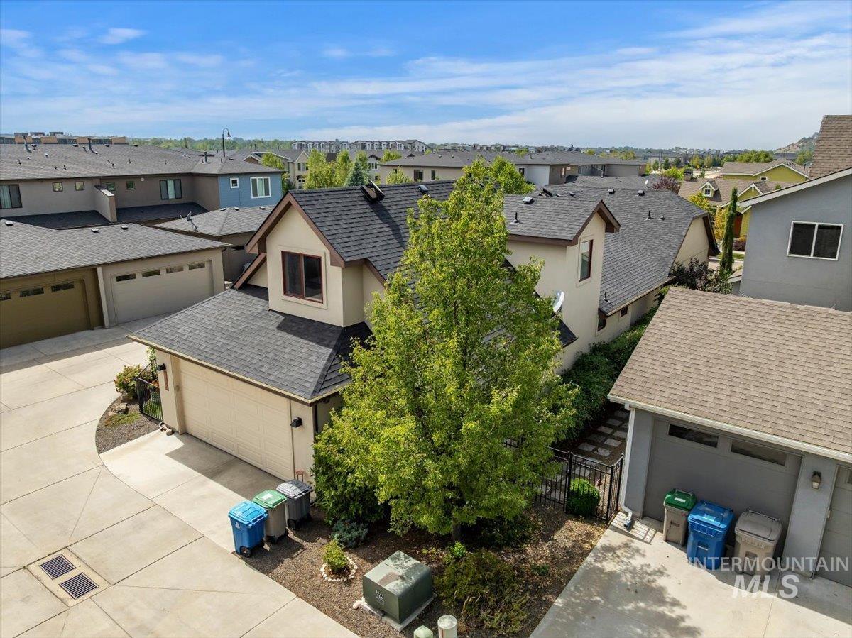 3092 S Brookridge Way, Boise, Idaho 83716, 4 Bedrooms, 3 Bathrooms, Residential For Sale, Price $835,000,MLS 99000015