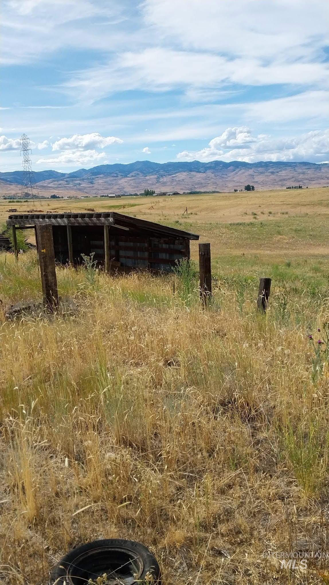 2277 Keithly Creek Rd, Midvale, Idaho 83645, 1 Bedroom, 1 Bathroom, Residential For Sale, Price $169,900,MLS 99000016
