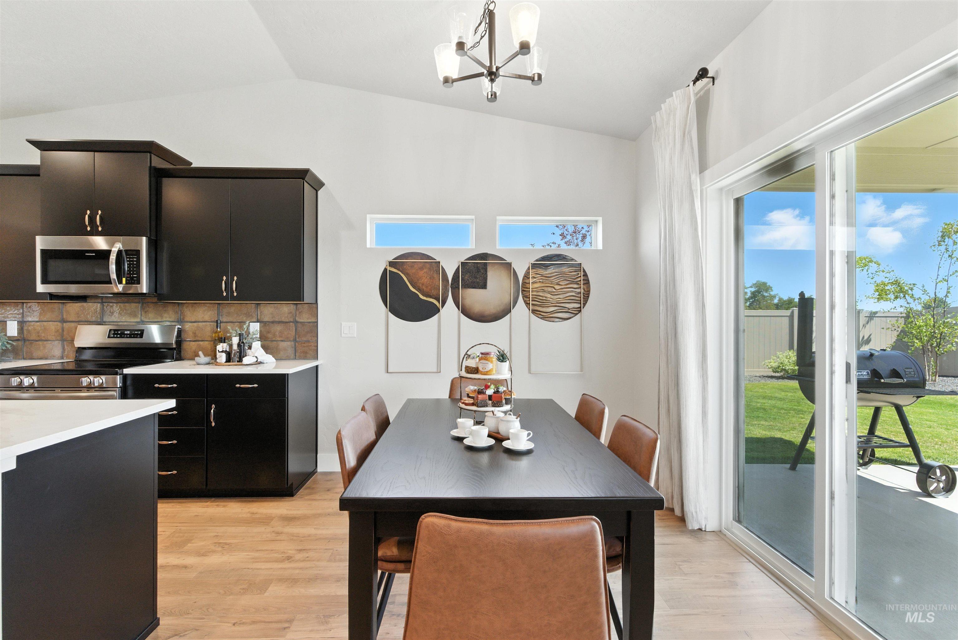 9503 S Geothermal Ave., Kuna, Idaho 83634, 3 Bedrooms, 2 Bathrooms, Residential For Sale, Price $424,990,MLS 99000018