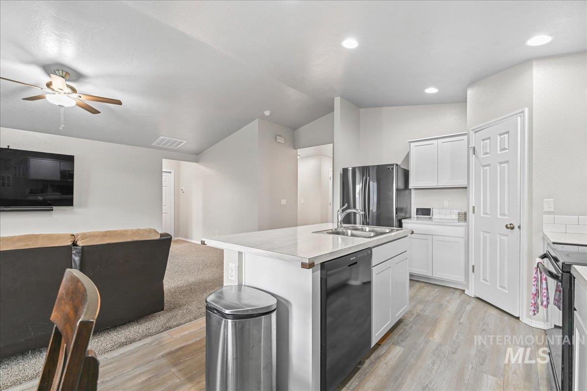 1785 SW Levant Way, Mountain Home, Idaho 83647, 3 Bedrooms, 2 Bathrooms, Residential For Sale, Price $370,000,MLS 99000020
