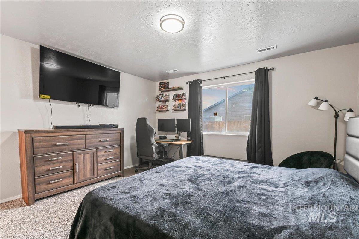 1785 SW Levant Way, Mountain Home, Idaho 83647, 3 Bedrooms, 2 Bathrooms, Residential For Sale, Price $370,000,MLS 99000020