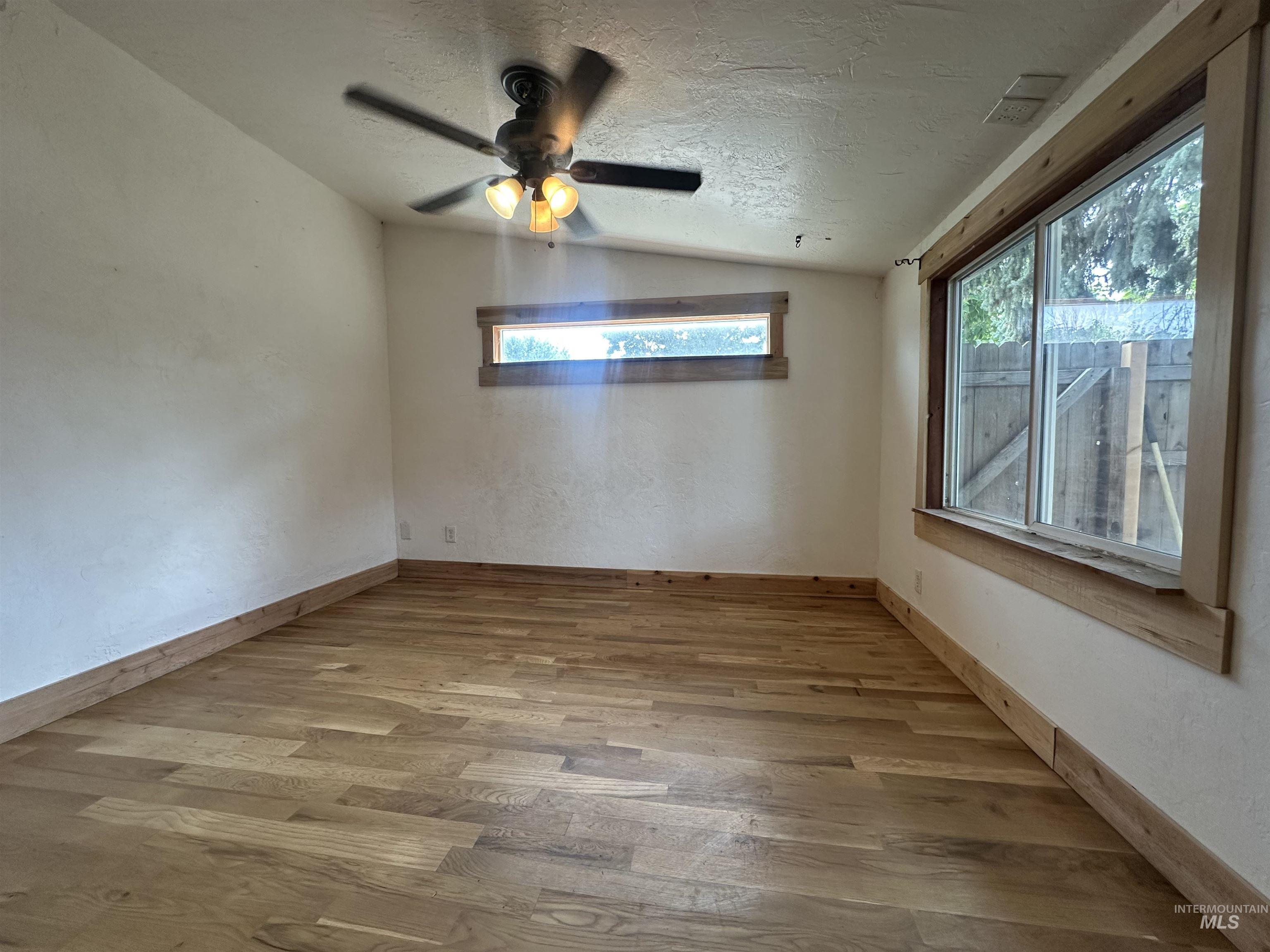 322 E 1st St., Emmett, Idaho 83617, 4 Bedrooms, 2 Bathrooms, Residential For Sale, Price $347,777,MLS 99000023