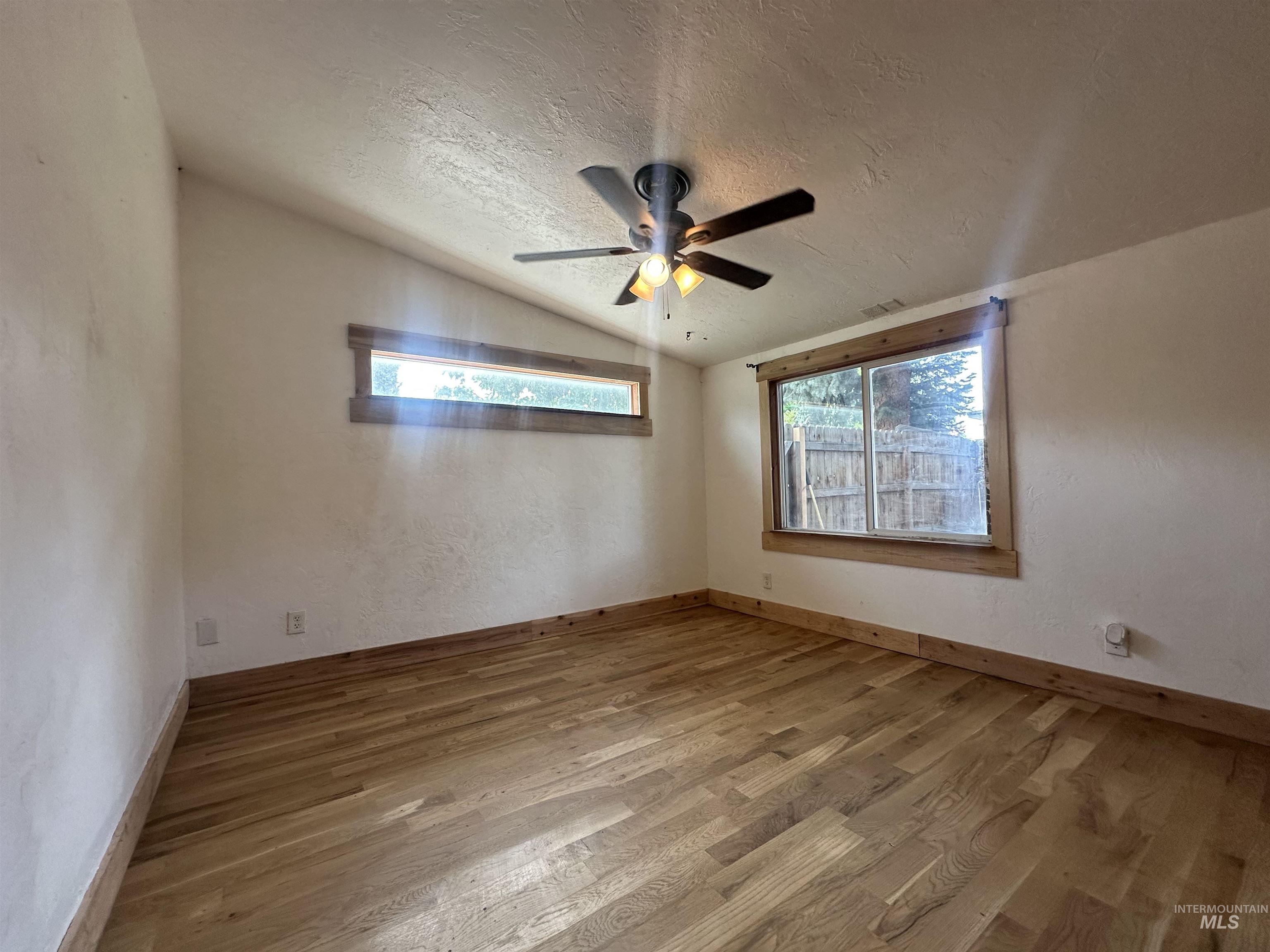 322 E 1st St., Emmett, Idaho 83617, 4 Bedrooms, 2 Bathrooms, Residential For Sale, Price $347,777,MLS 99000023
