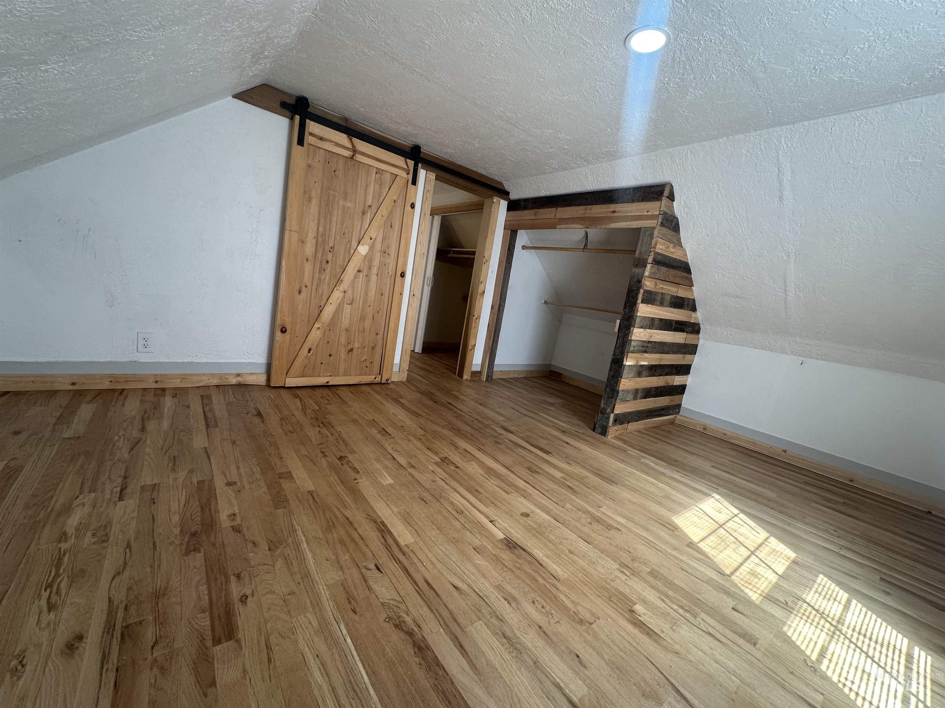 322 E 1st St., Emmett, Idaho 83617, 4 Bedrooms, 2 Bathrooms, Residential For Sale, Price $347,777,MLS 99000023