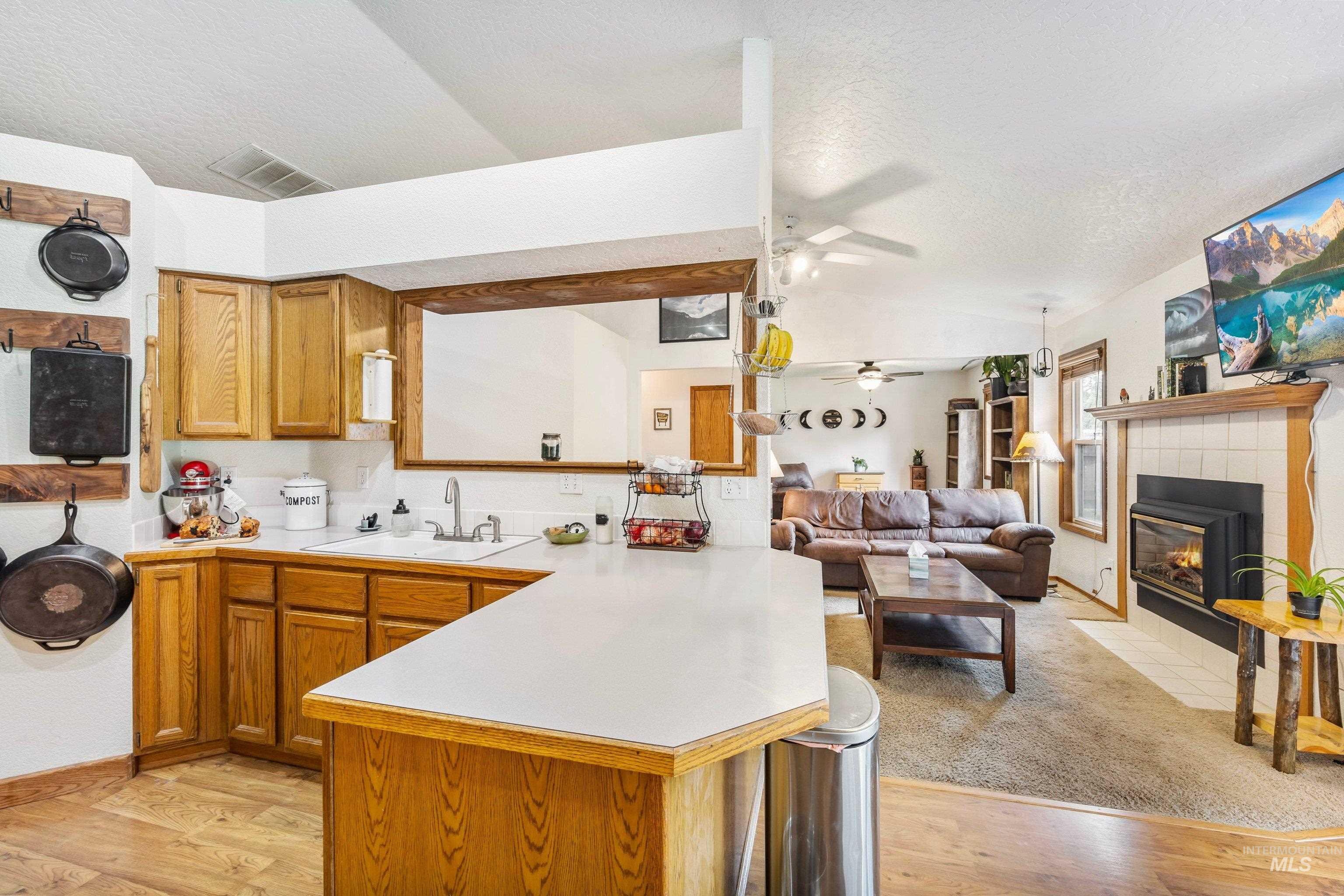 4109 N Eiguren Place, Boise, Idaho 83703, 3 Bedrooms, 2 Bathrooms, Residential For Sale, Price $499,000,MLS 99000025