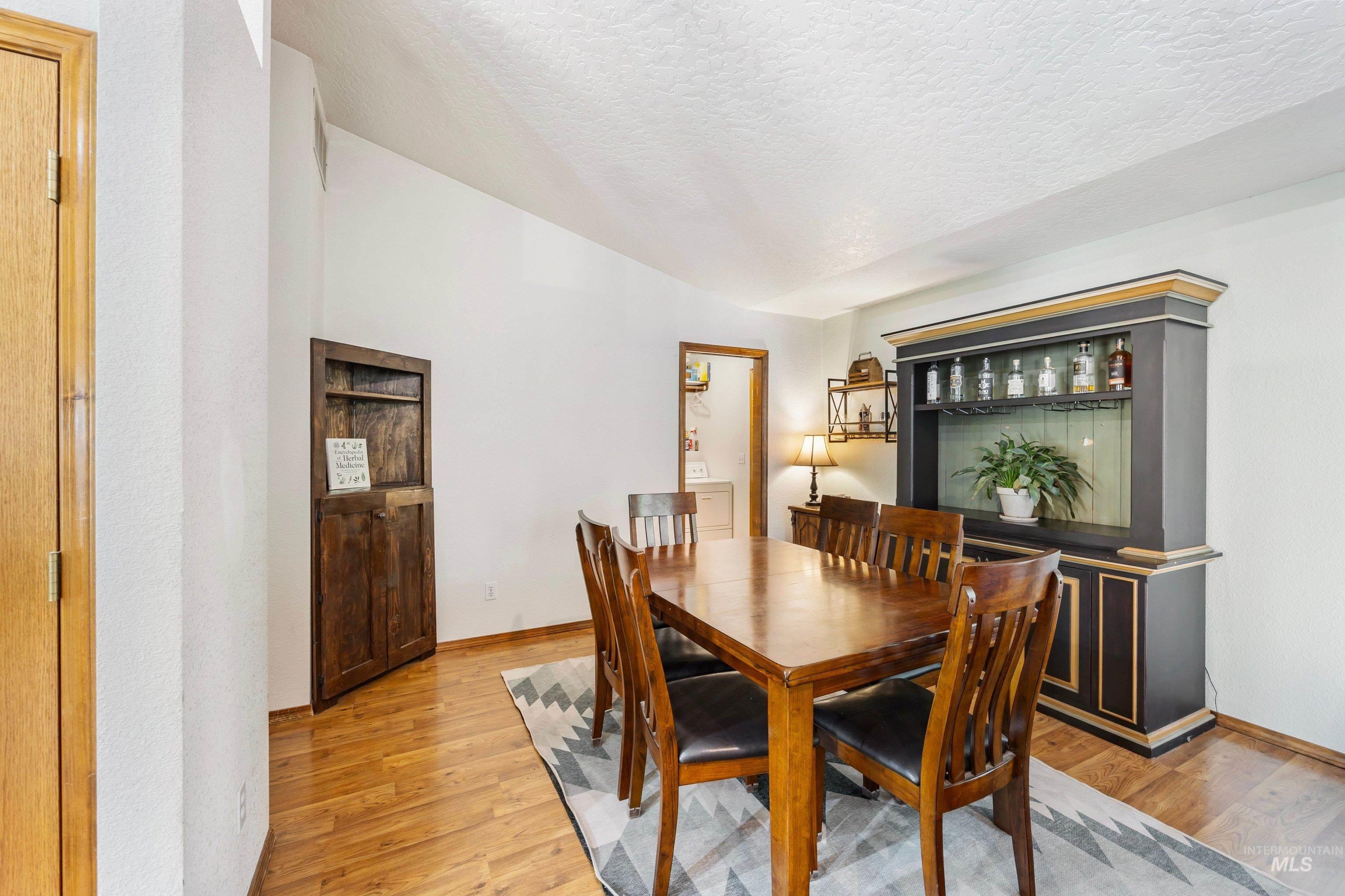 4109 N Eiguren Place, Boise, Idaho 83703, 3 Bedrooms, 2 Bathrooms, Residential For Sale, Price $499,000,MLS 99000025