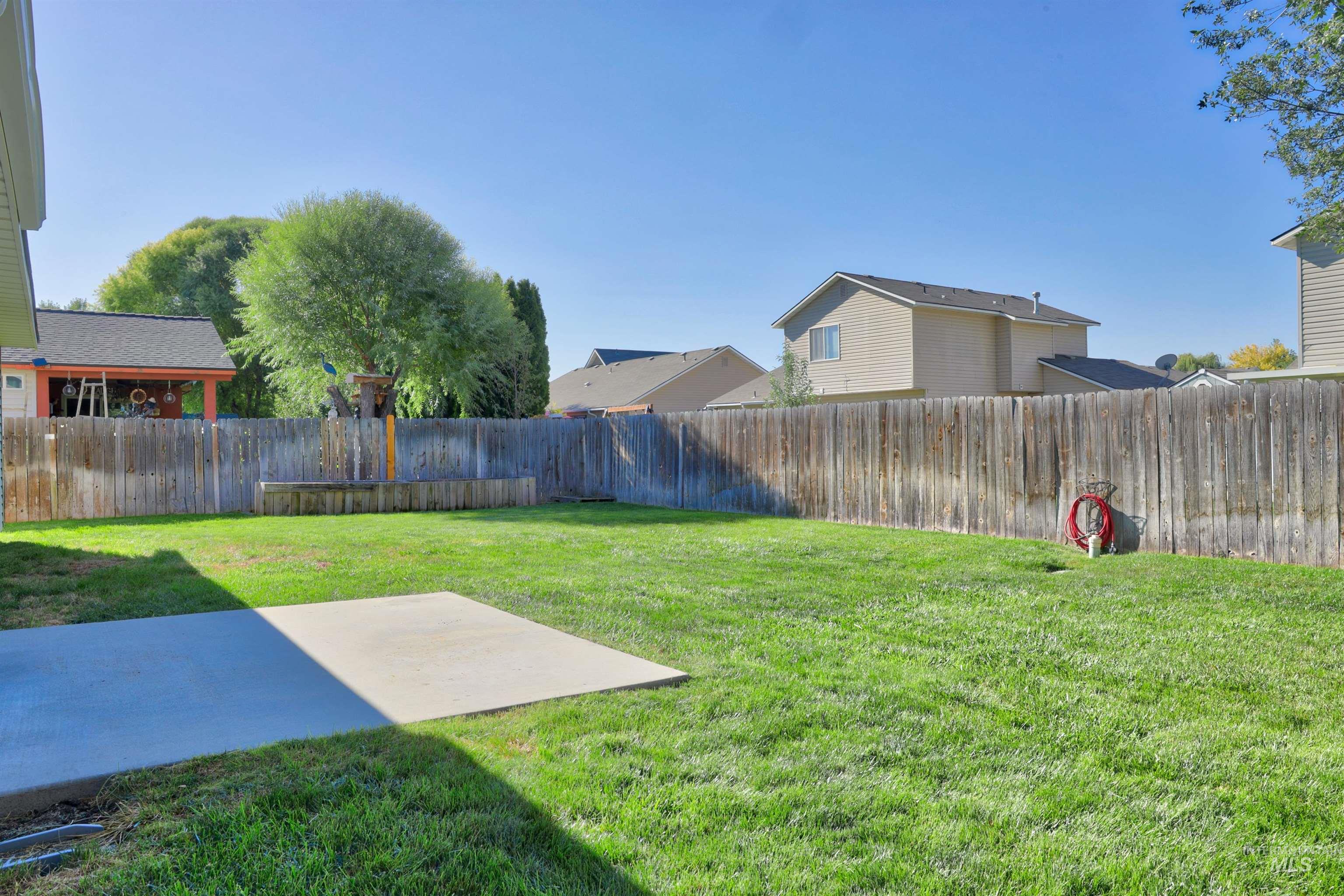 19811 Adirondack Way, Caldwell, Idaho 83605, 3 Bedrooms, 2 Bathrooms, Residential For Sale, Price $359,900,MLS 99000027