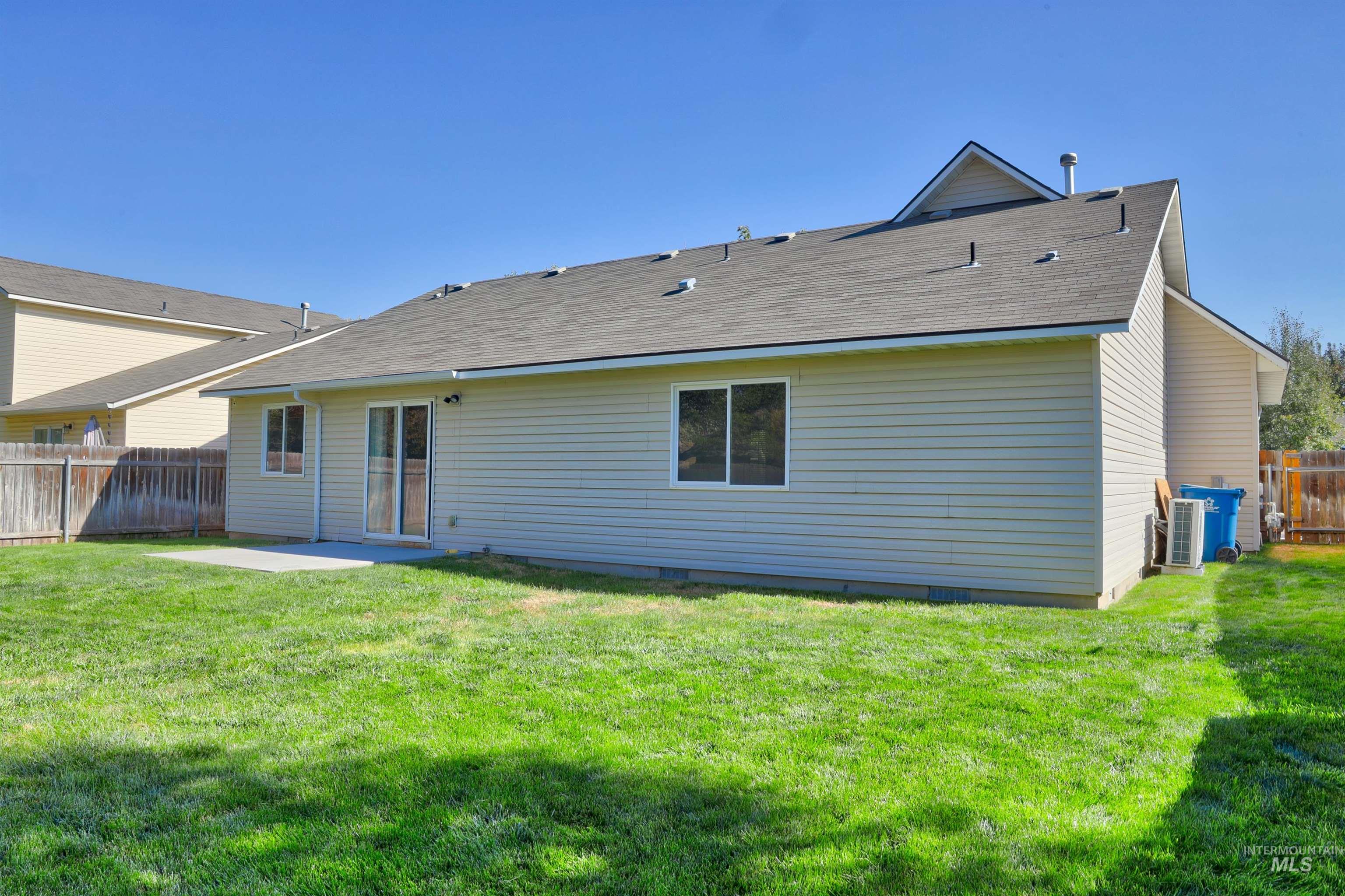 19811 Adirondack Way, Caldwell, Idaho 83605, 3 Bedrooms, 2 Bathrooms, Residential For Sale, Price $359,900,MLS 99000027