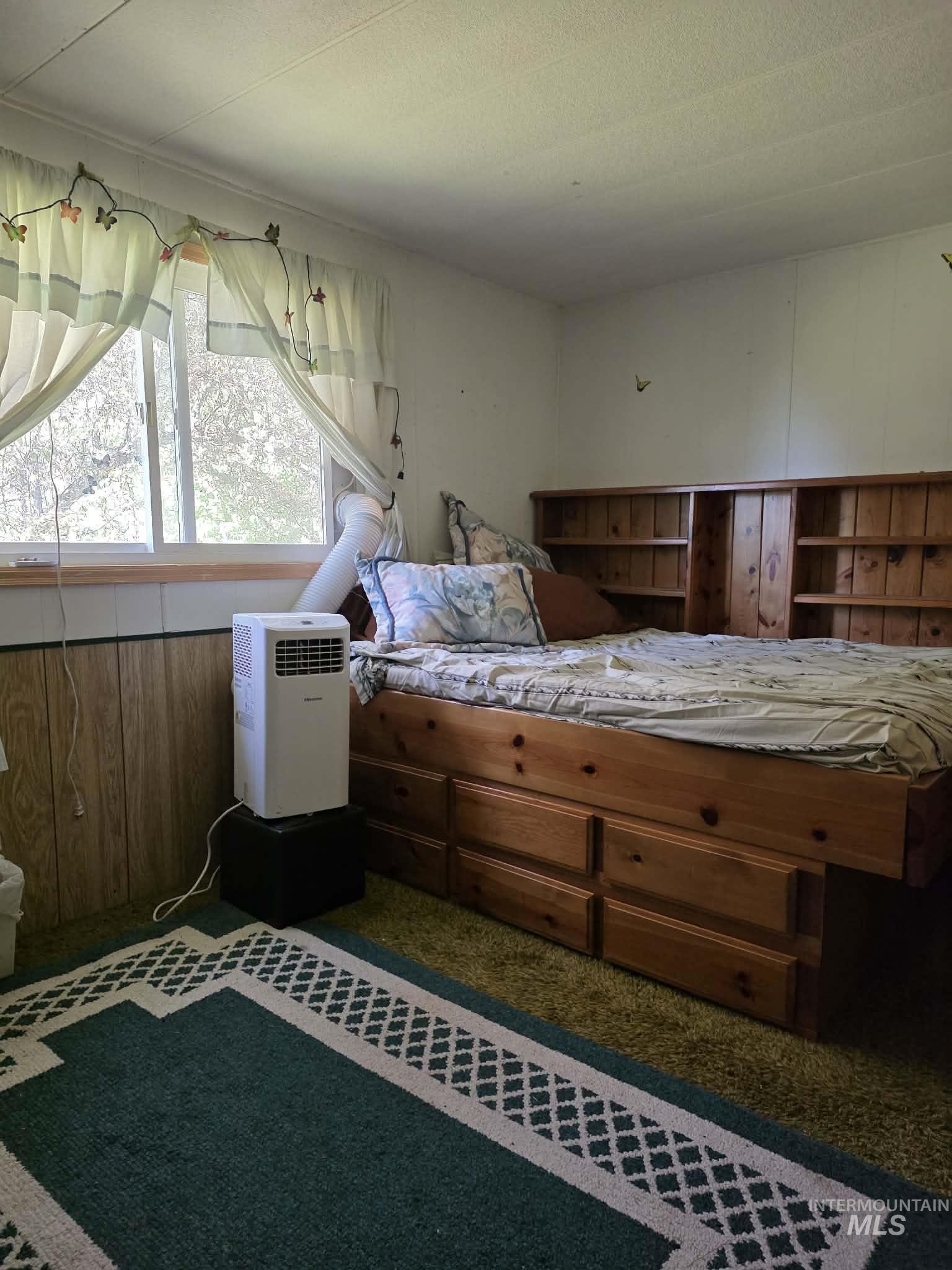 3871 Lakeview Road, Orofino, Idaho 83544, 3 Bedrooms, 2 Bathrooms, Residential For Sale, Price $650,000,MLS 99000029