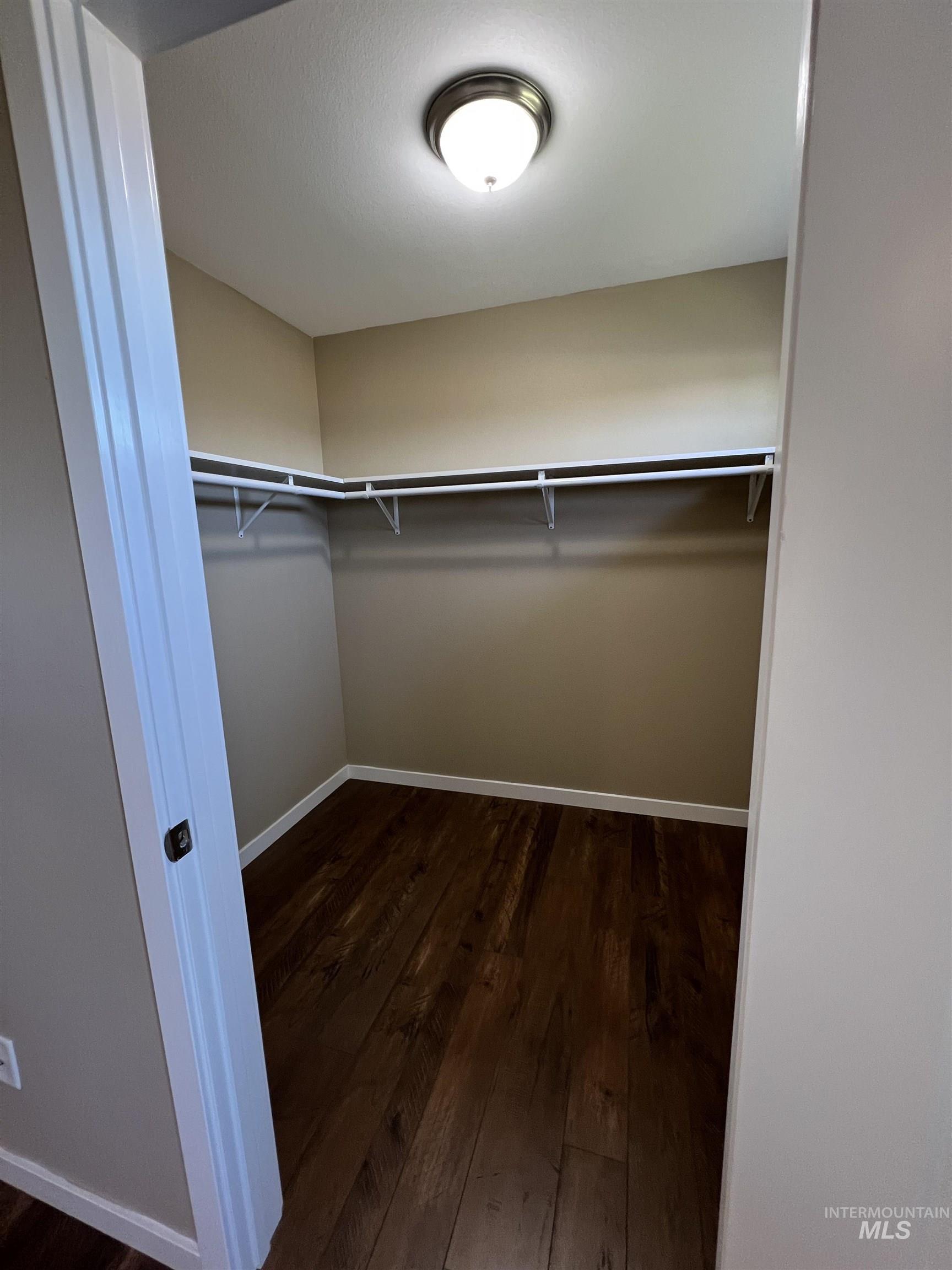 1705 Pioneer Dr., Lewiston, Idaho 83501, 3 Bedrooms, 2 Bathrooms, Residential For Sale, Price $547,000,MLS 99000038