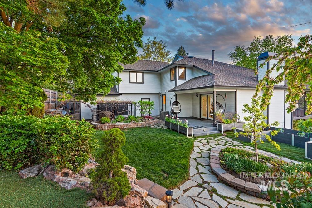 747 N Eastridge Place, Boise, Idaho 83712, 4 Bedrooms, 3.5 Bathrooms, Residential For Sale, Price $1,398,000,MLS 99000040