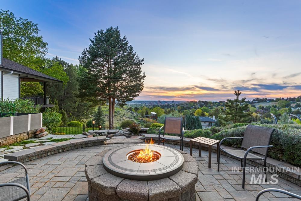 747 N Eastridge Place, Boise, Idaho 83712, 4 Bedrooms, 3.5 Bathrooms, Residential For Sale, Price $1,398,000,MLS 99000040