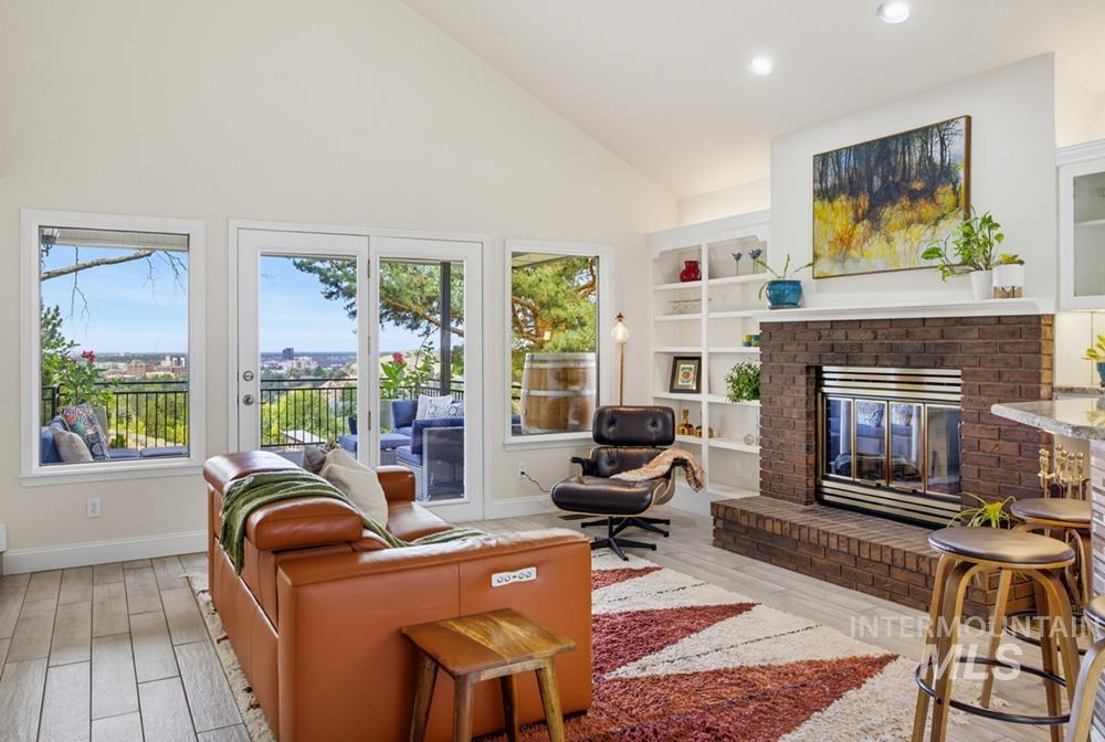 747 N Eastridge Place, Boise, Idaho 83712, 4 Bedrooms, 3.5 Bathrooms, Residential For Sale, Price $1,398,000,MLS 99000040