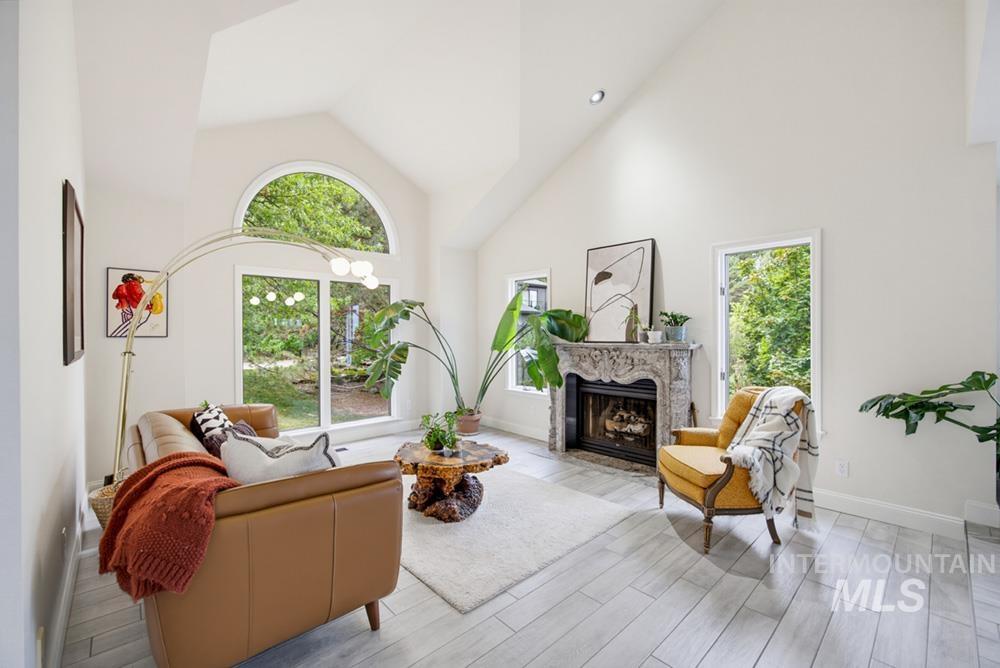 747 N Eastridge Place, Boise, Idaho 83712, 4 Bedrooms, 3.5 Bathrooms, Residential For Sale, Price $1,398,000,MLS 99000040
