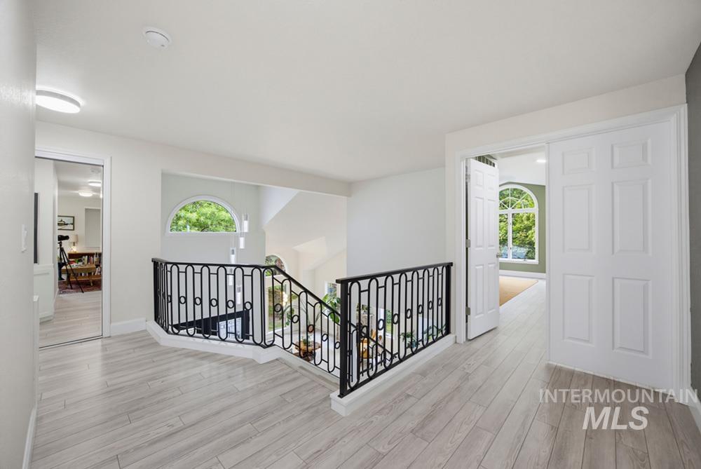 747 N Eastridge Place, Boise, Idaho 83712, 4 Bedrooms, 3.5 Bathrooms, Residential For Sale, Price $1,398,000,MLS 99000040