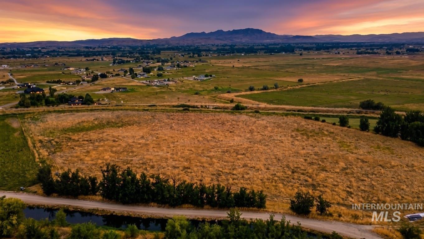 TBD Toms Cabin Rd, Emmett, Idaho 83617, Land For Sale, Price $425,000,MLS 99000042