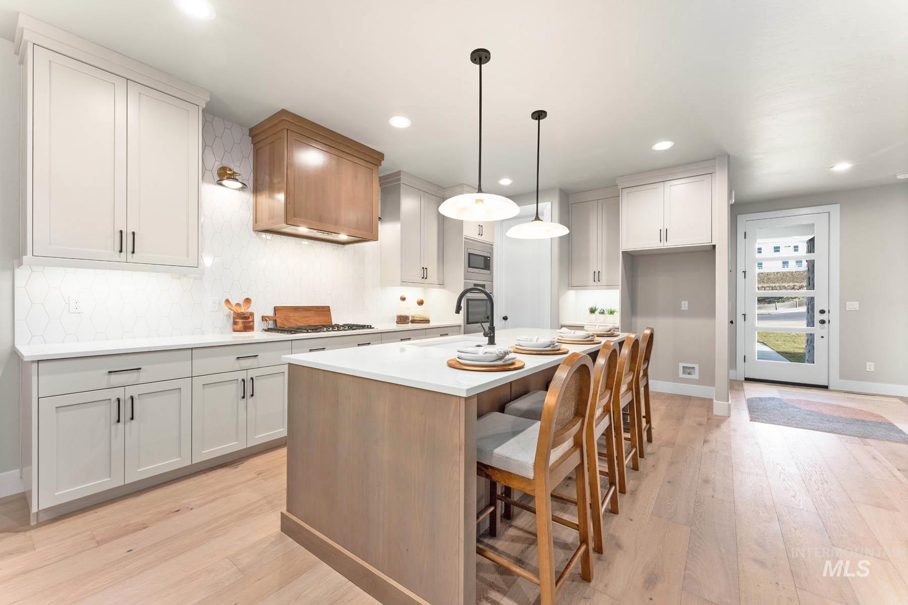 13366 N Spring Creek Way, Boise, Idaho 83714, 3 Bedrooms, 2.5 Bathrooms, Residential For Sale, Price $825,796,MLS 99000045