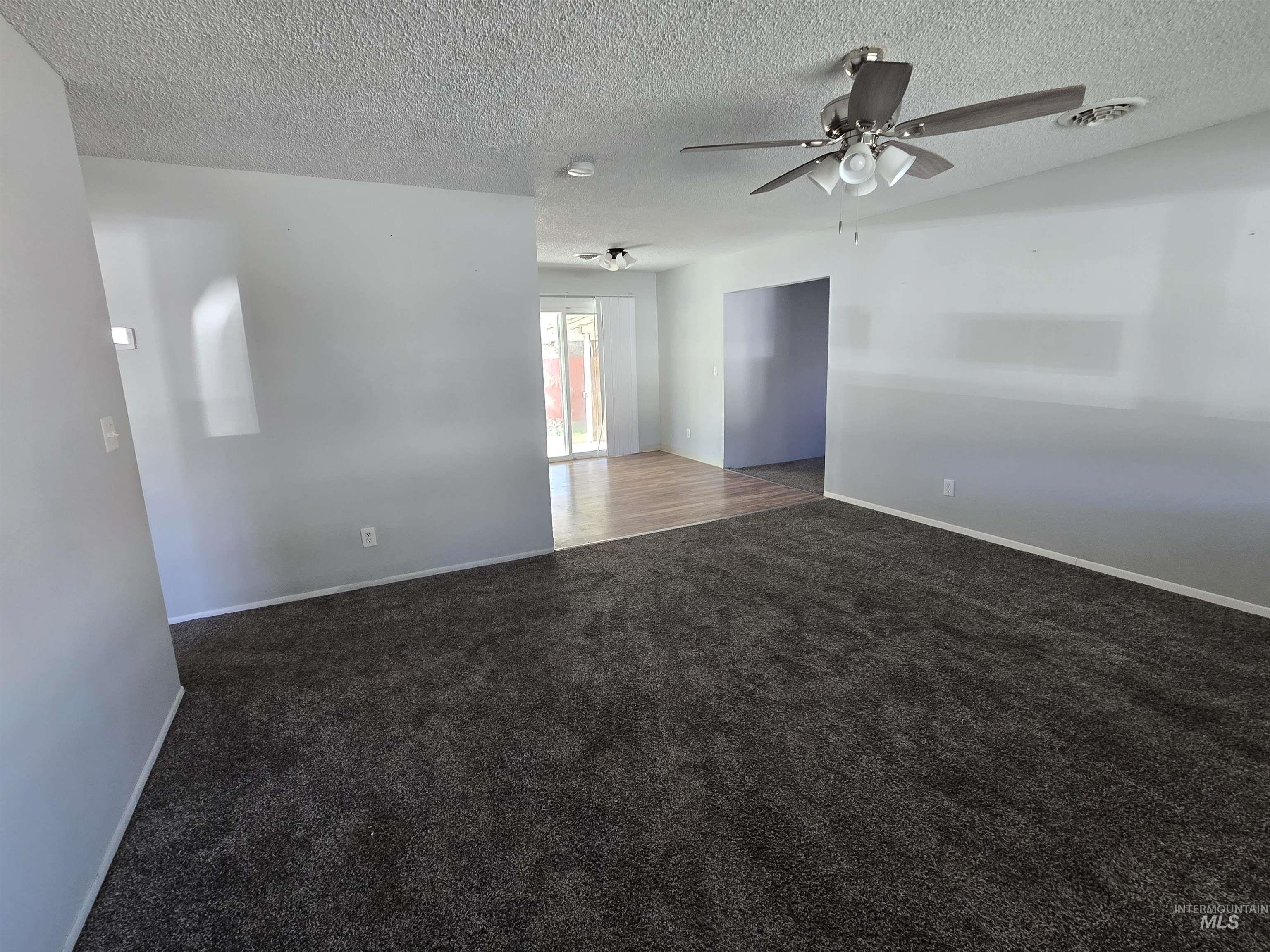1011 S Cleveland St., Jerome, Idaho 83338, 3 Bedrooms, 1 Bathroom, Residential For Sale, Price $250,200,MLS 99000051
