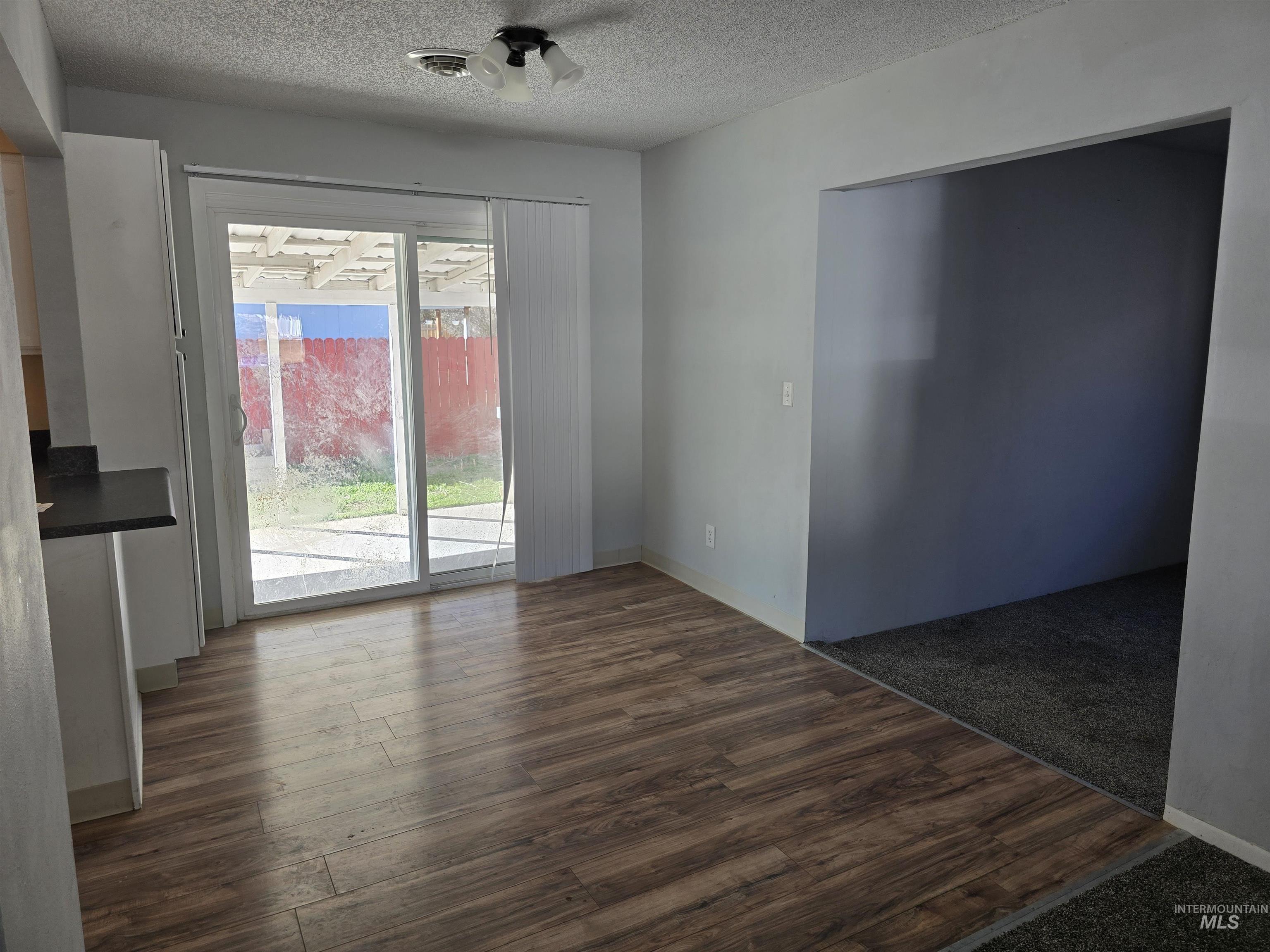 1011 S Cleveland St., Jerome, Idaho 83338, 3 Bedrooms, 1 Bathroom, Residential For Sale, Price $250,200,MLS 99000051