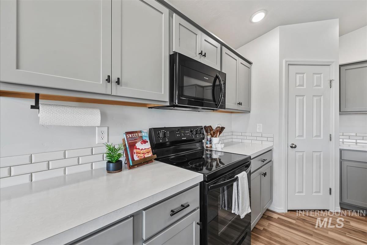 11249 W Tualatin River St, Nampa, Idaho 83686, 3 Bedrooms, 2 Bathrooms, Residential For Sale, Price $419,999,MLS 99000053