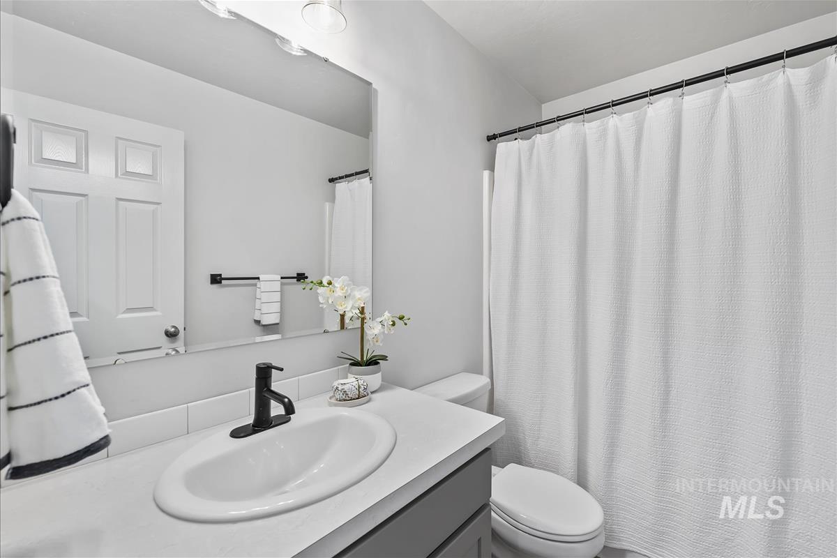 11249 W Tualatin River St, Nampa, Idaho 83686, 3 Bedrooms, 2 Bathrooms, Residential For Sale, Price $419,999,MLS 99000053