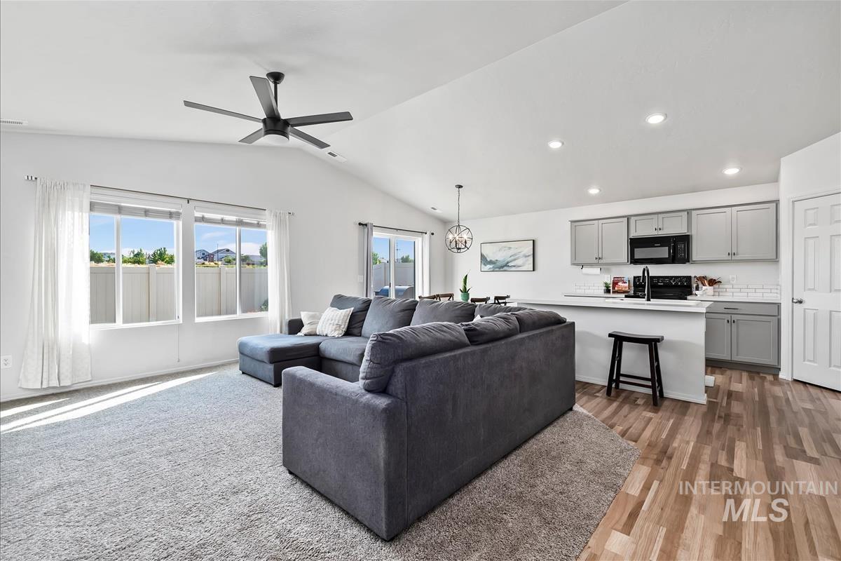 11249 W Tualatin River St, Nampa, Idaho 83686, 3 Bedrooms, 2 Bathrooms, Residential For Sale, Price $419,999,MLS 99000053