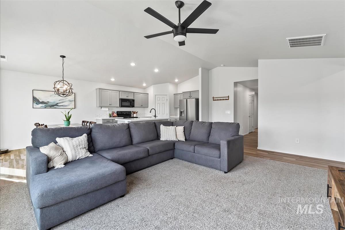 11249 W Tualatin River St, Nampa, Idaho 83686, 3 Bedrooms, 2 Bathrooms, Residential For Sale, Price $419,999,MLS 99000053