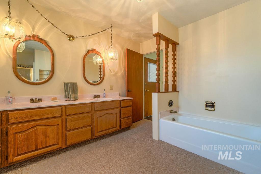 421 E Avenue E, Jerome, Idaho 83338, 4 Bedrooms, 2.5 Bathrooms, Residential For Sale, Price $349,999,MLS 99000054