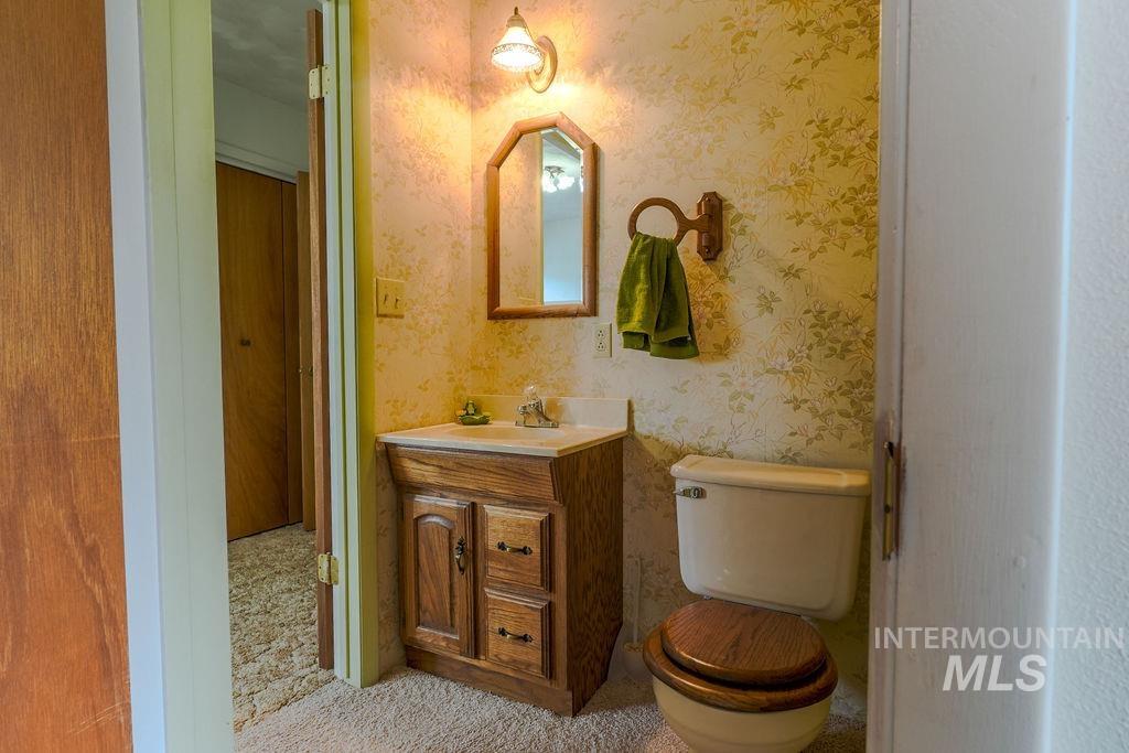 421 E Avenue E, Jerome, Idaho 83338, 4 Bedrooms, 2.5 Bathrooms, Residential For Sale, Price $349,999,MLS 99000054