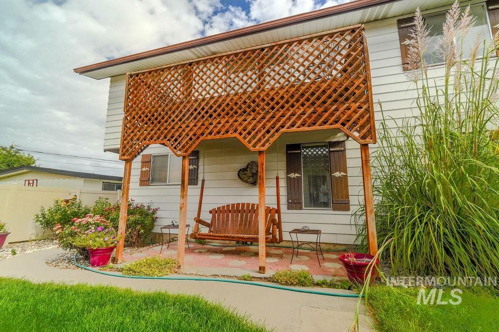 421 E Avenue E, Jerome, Idaho 83338, 4 Bedrooms, 2.5 Bathrooms, Residential For Sale, Price $349,999,MLS 99000054