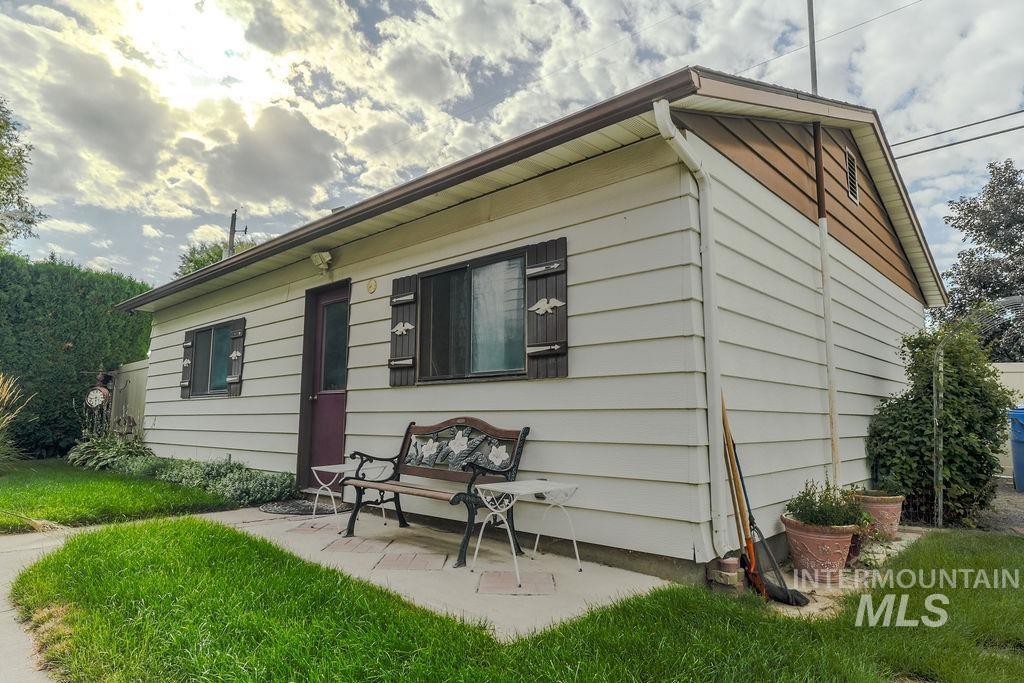421 E Avenue E, Jerome, Idaho 83338, 4 Bedrooms, 2.5 Bathrooms, Residential For Sale, Price $349,999,MLS 99000054